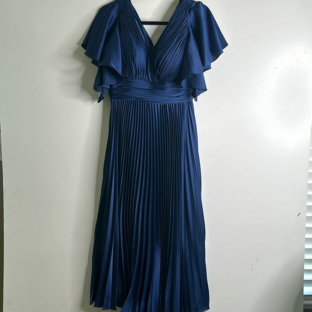 Mac duggal pleaded midi dress flowwy sleeves built i bra size 6 cocktail party - Picture 8 of 16